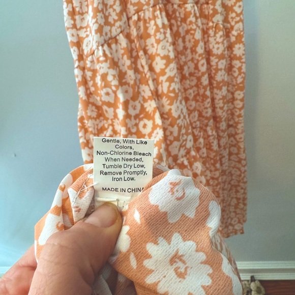 NWOT Peach Floral Tiered Midi Dress - M - Picture 10 of 12